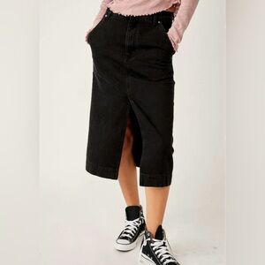 Free People We The Free Wild Roses Black Denim Midi Skirt Size 29 100% Cotton
